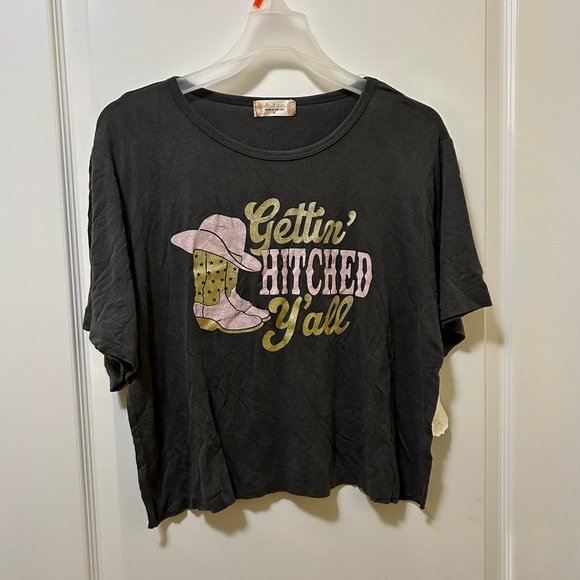 🐆3/$15 NWT Altar’d State getting hitched Crop Top🤠 - Picture 2 of 6